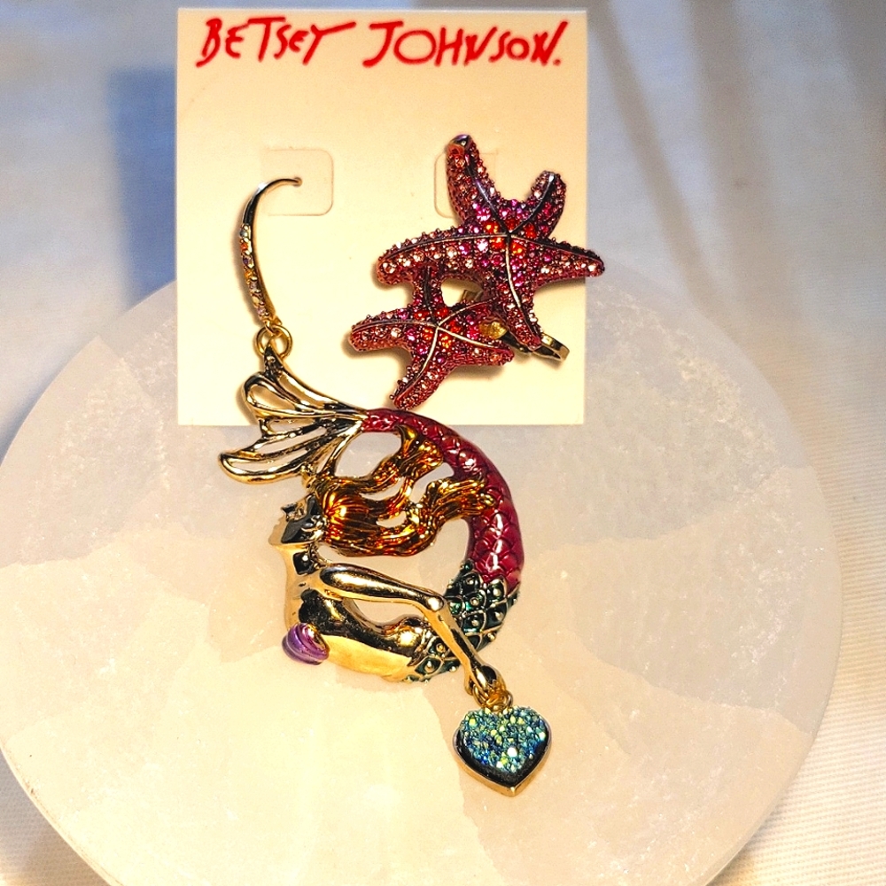 Betsey Johnson Mermaid & starfish earrings!!